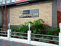 Hotel Favour Inn